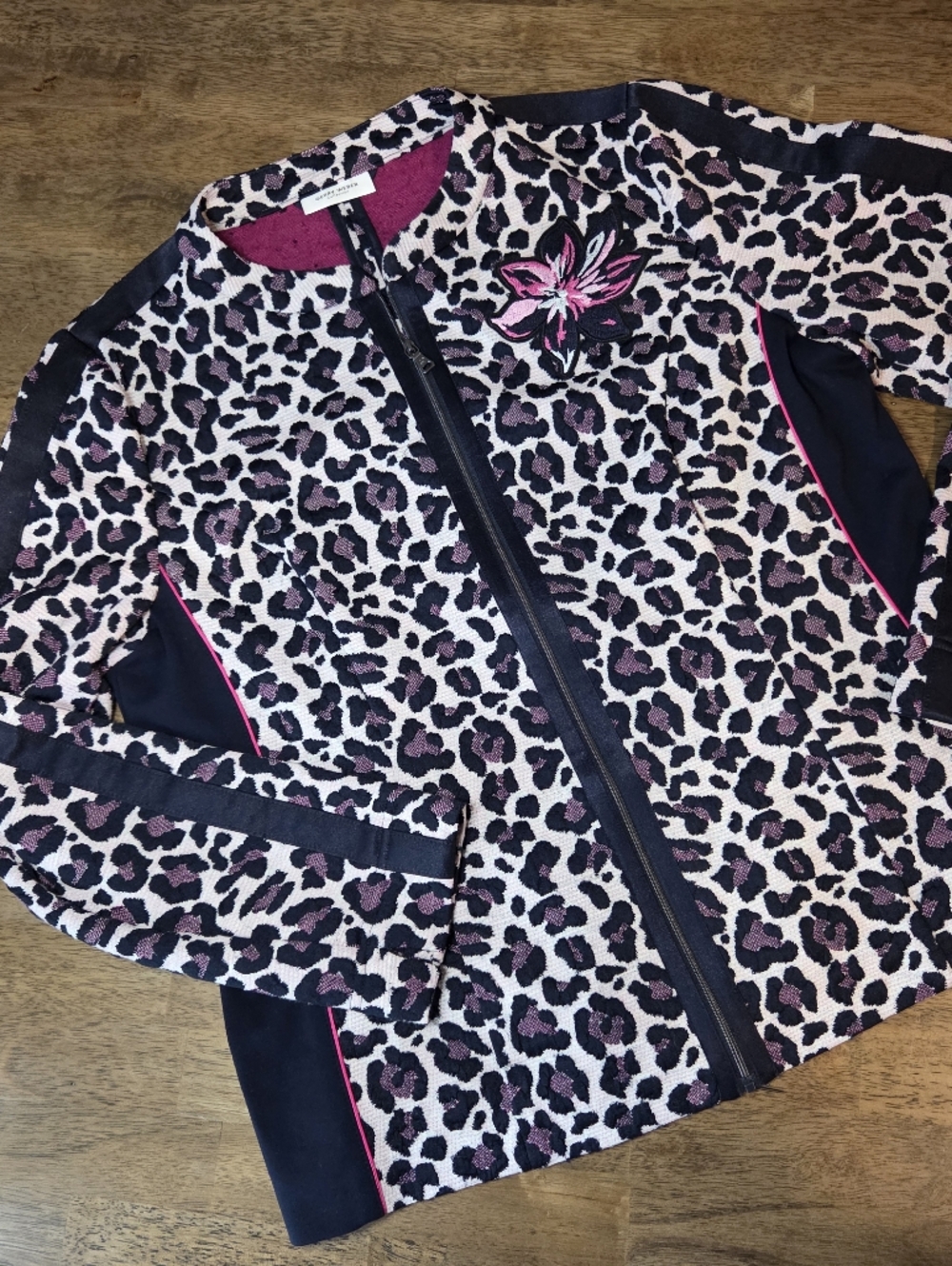 Gerry Weber Textured Funky Leopard Print Floral Embroidered Zip Cardigan
